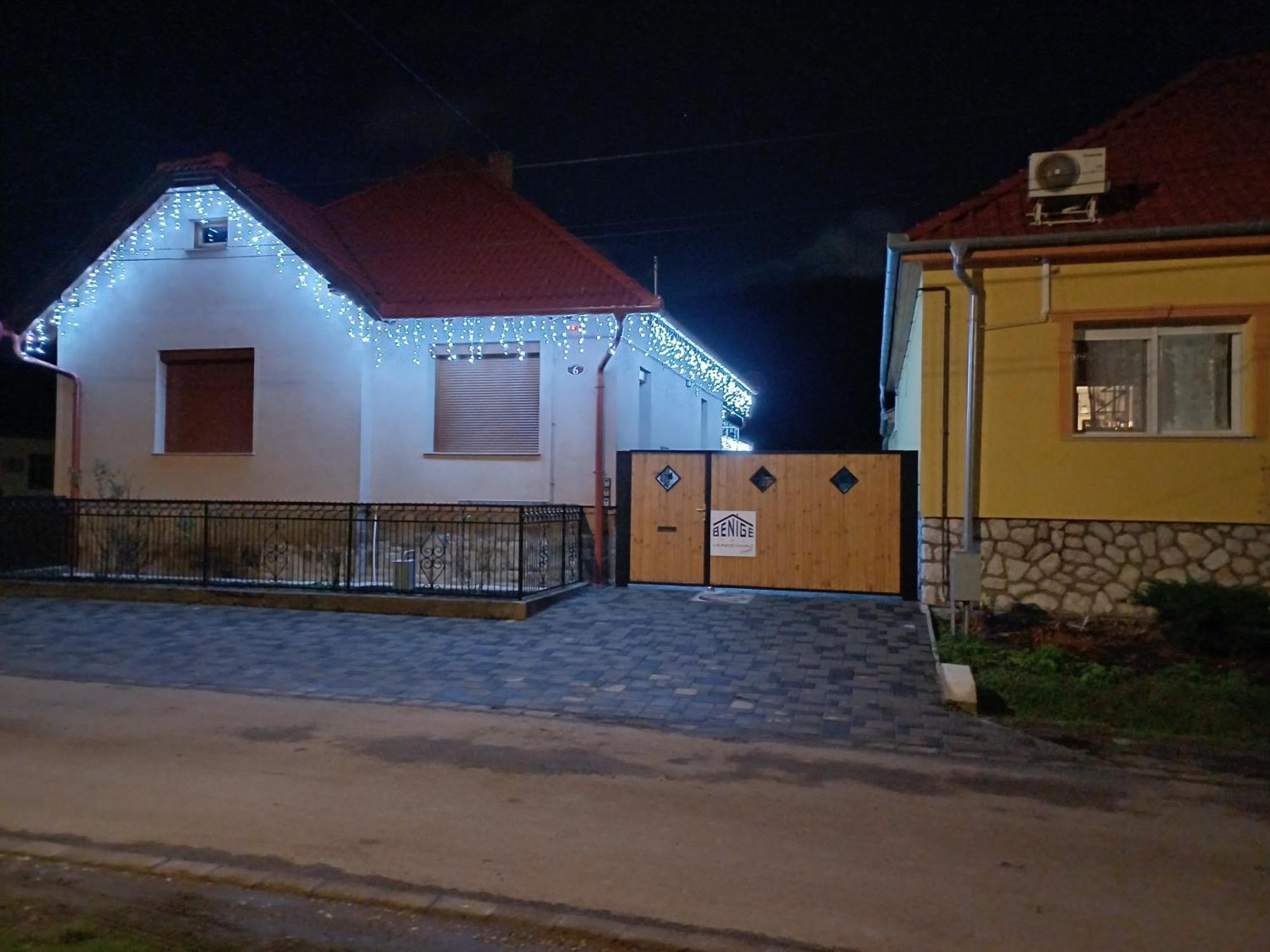 Benige Vendeghaz Hotel Demjen Exterior photo
